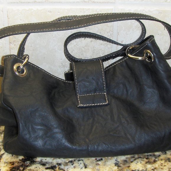 Rossetti Textured Shoulder Bag - Picture 4 of 13